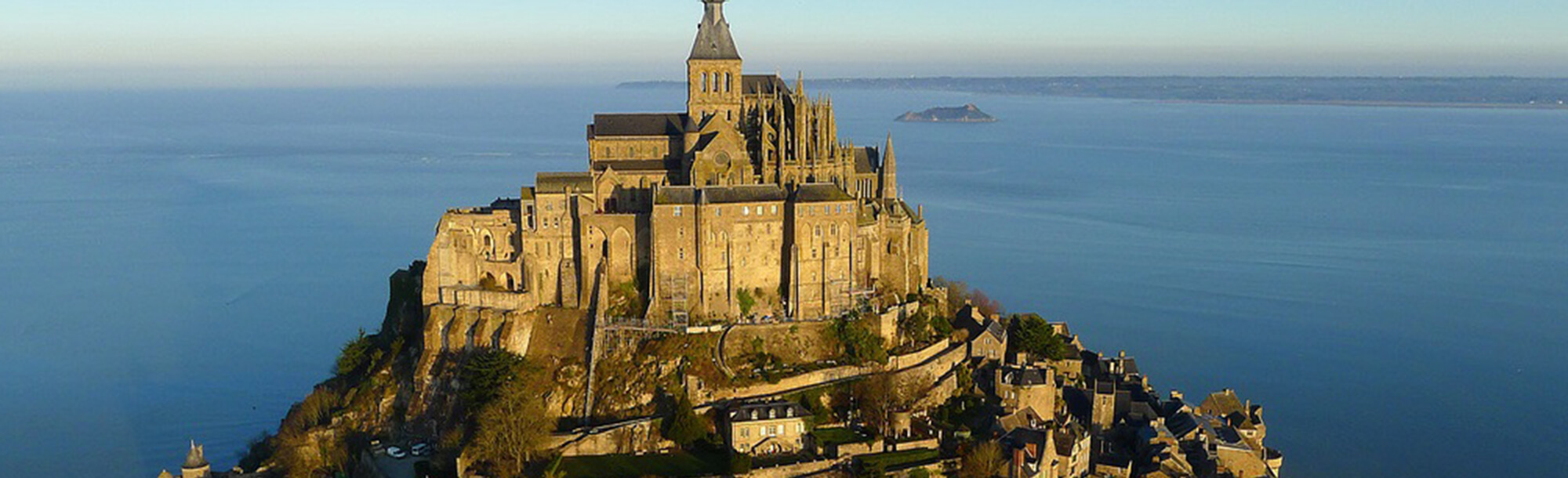 La Baie du Mont Saint Michel (146 km från Crepon)